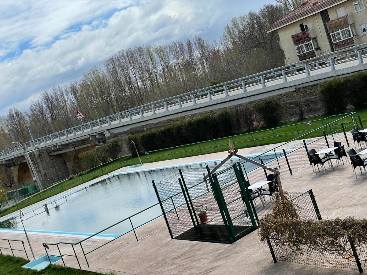 El Delfin Verde Villarente Exterior foto