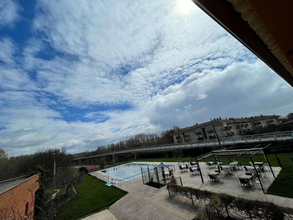 El Delfin Verde Villarente Exterior foto